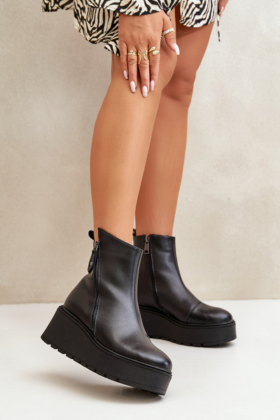 Bottines chaudes femmes sur cale et plateforme en daim écologique noir Vinceza 58339