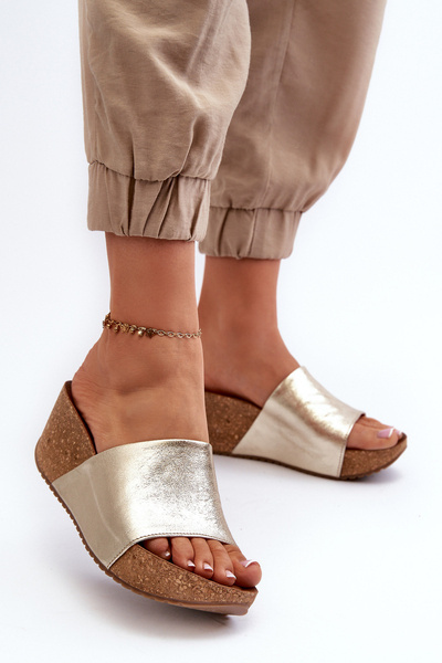 Zazoo 40289 bőr női klumpák Cork Wedge Gold színben