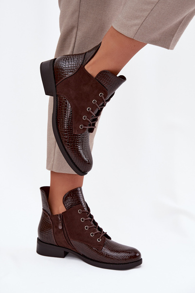 Lackierte Damenschuhe mit dekorativem Prägung Warm Vinceza 16477 Braun