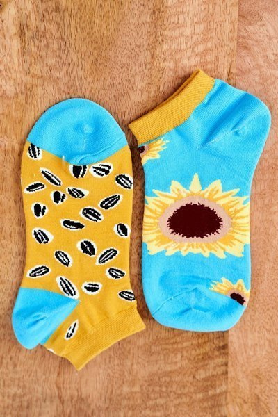 Unisex Socken mit Sonnenblumen in Blau und Gelb