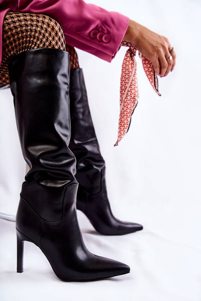 Cizme din piele pe un stiletto negru Rissa