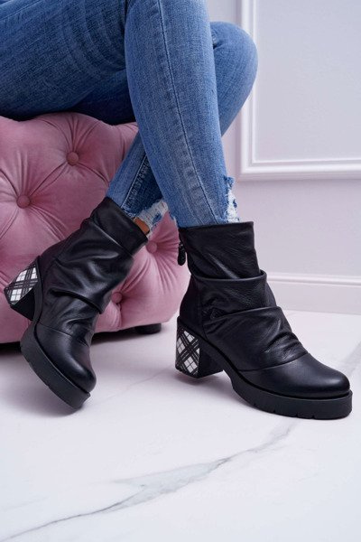 Damen Lederstiefel Maciejka Schwarz 04216-01