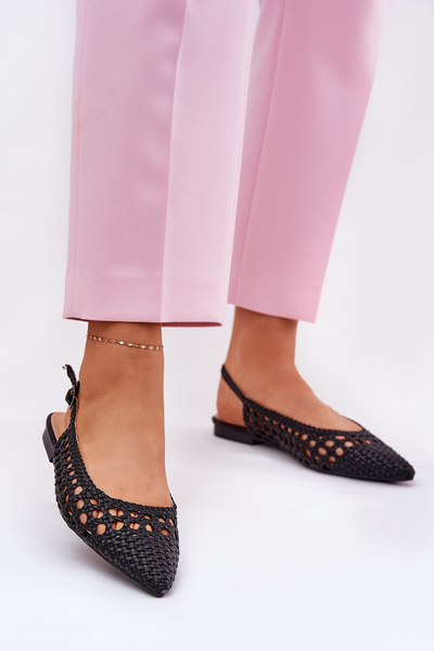 Ballerines Avec Tressage Sur Talon Plat Noires Carollese