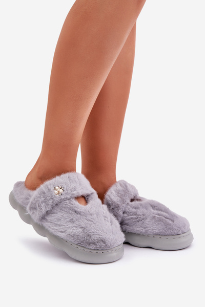 Furry Slippers With A Small Brooch Gray Primaria