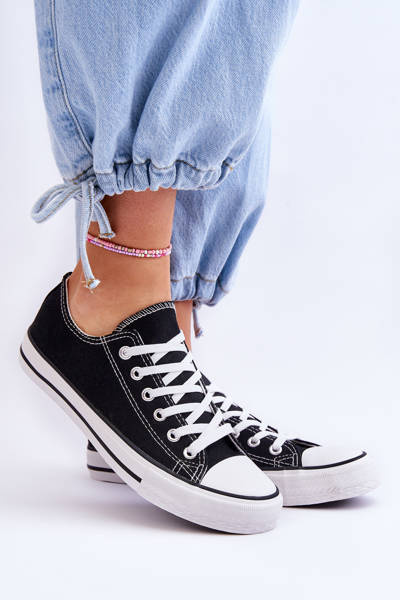 Baskets basses classiques pour femmes noires Vegas