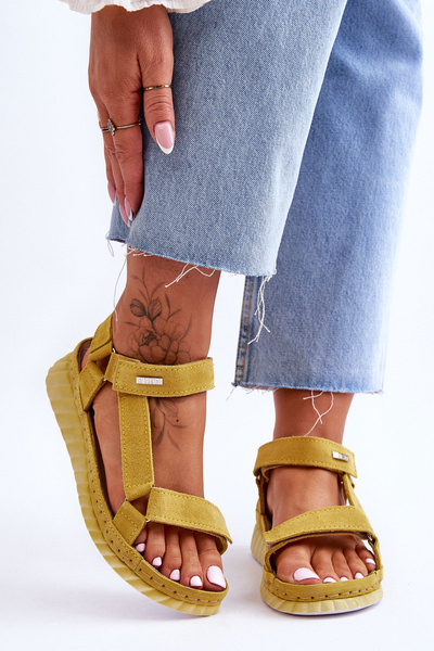Big Star Wildleder Klettsandalen LL276013 Gelb