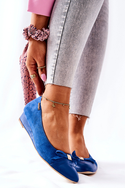 Monnari 0590-M12 Blaue Lederpumps auf Plateau