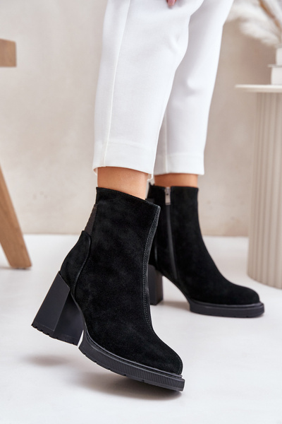 Bottines en daim sur talon isolées D&A CR42-106 Noir