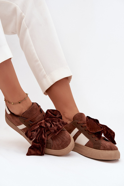 Tenisi pentru femei cu fundă din velur maro Ashlyn