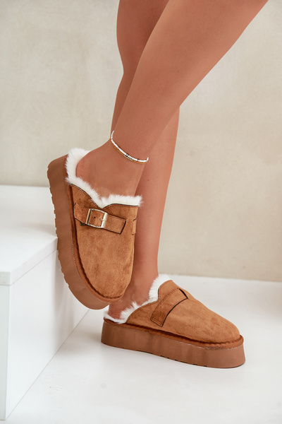Chaussons femme sur semelle épaisse avec fourrure et boucle Camel Linneola
