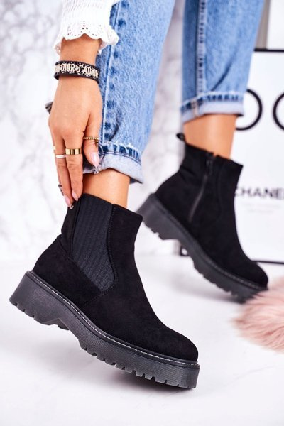 Women's Insulated Chelsea Boots On A Rubber Sole Suede Black Voyager