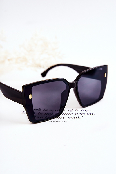 Square Sunglasses Smooth V110021 Black