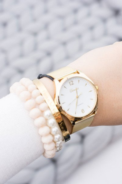 Stilvolle Damenuhr in Gold mit Armband