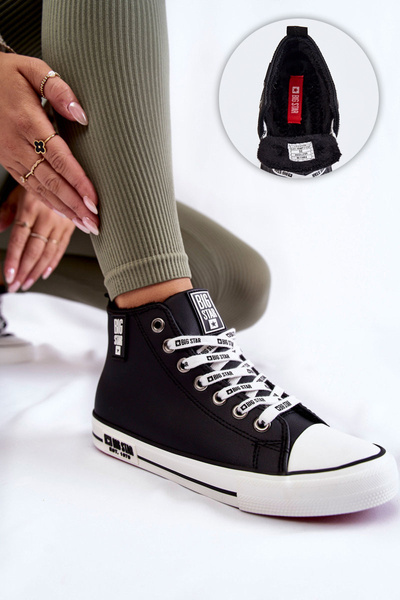 Adidaje clasice înalte izolate Star KK274598 Negru