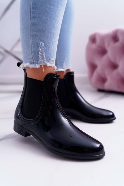 Pantoufles Kaloat à lacets Mezado laquées noires pour femmes