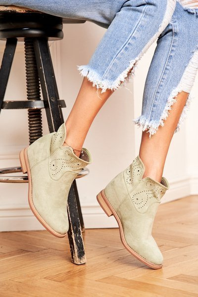 Bottines Femme Talon Plat Daim Ajouré Vert Raffe