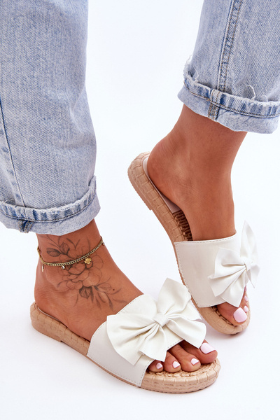 Chaussons femme à la mode avec un noeud blanc Estera