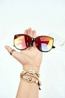 Cat eye