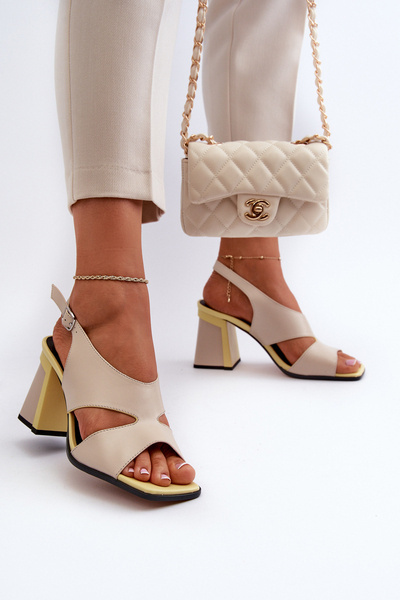 Damen Sandalen auf Keilabsatz Beige D&A MR38-153