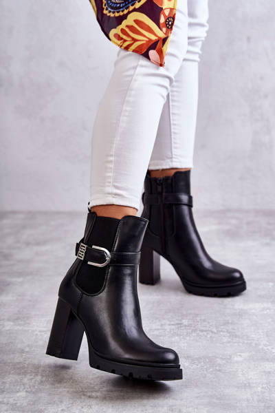 bottes en cuir sur poteau avec ceinture décorative Noir Maresol