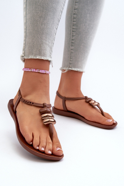 Sandales plates pour femmes tongs 83507 Ipanema Class Blown Up Sandal Fem marron