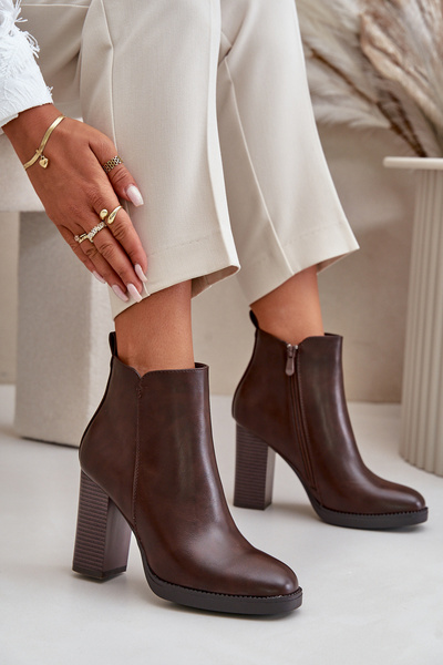 Szigetelt női sarkú csizma Eco Leather sötétbarna Teresine