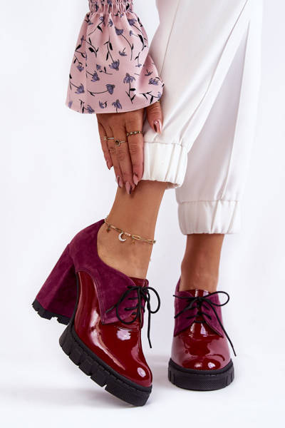 Fashionable suede and lacquered boots on the platform Maroon Carisa