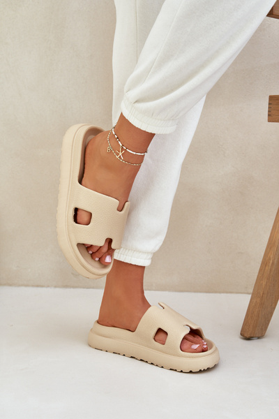 Nu-pieds En Mousse Avec Découpes Beige Neladith