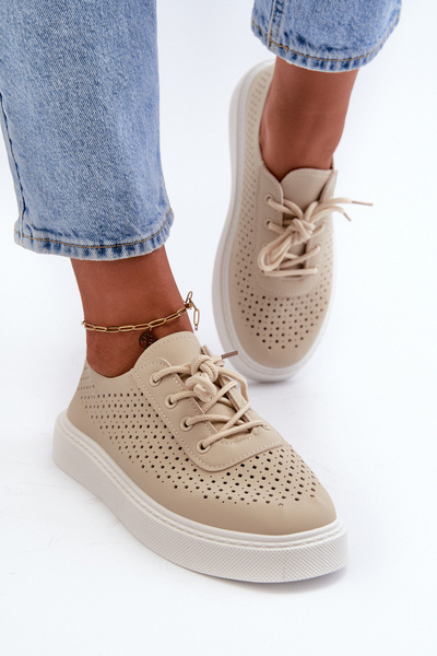 Durchbrochene Plateau-Sneaker in Beige Tanvi