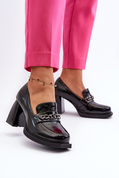 Escarpins en cuir verni noir sur talon épais Terimene