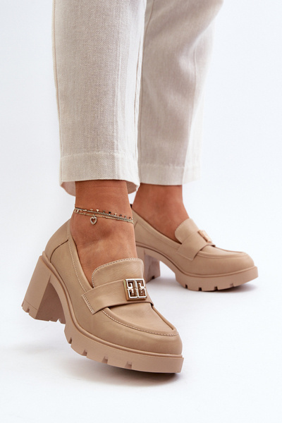 Damen Schuhe auf massivem Absatz mit Verzierung Beige Ranunca