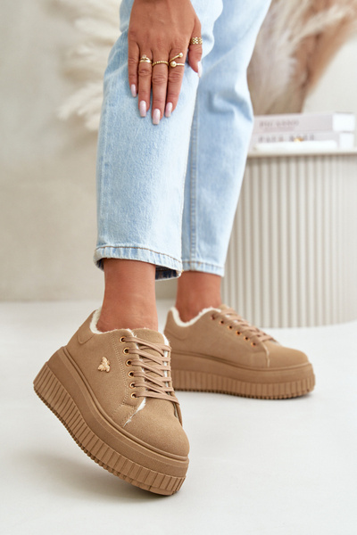 Damen Sneaker Gefüttert Auf Massiver Sohle Mit Goldenem Detail Braun Lotira