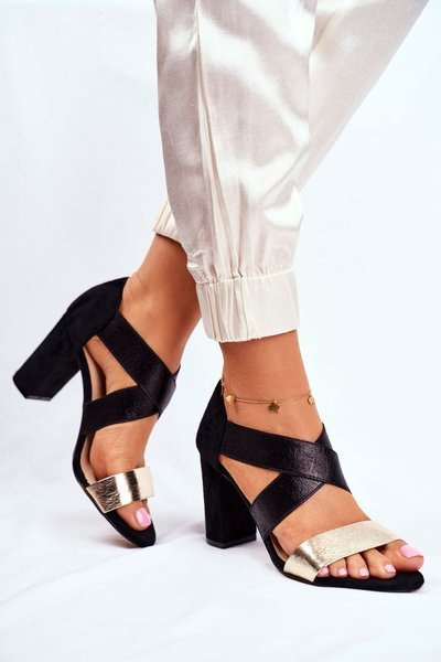 Elegant Slip-on Sandals On A Block Heel Black-Gold Varina