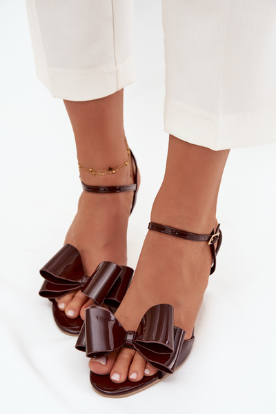 Lackleder High Heel Sandalen mit Schleife Schokoladige Noliva