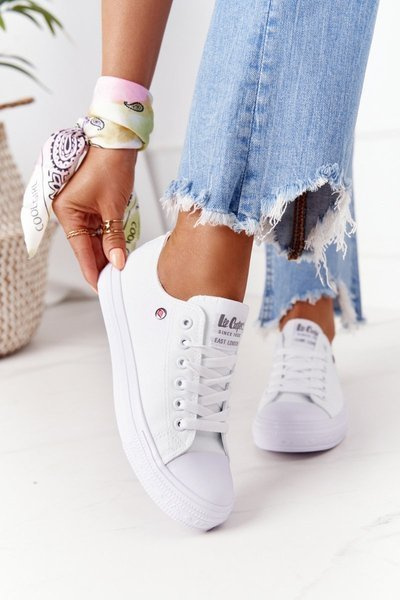 Adidași pentru femei Lee Cooper LCW-21-31-0082L White