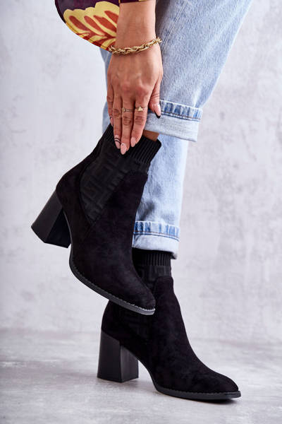 Damen Wildlederstiefel mit Socke Schwarze Montes