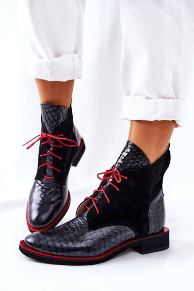 Lederstiefel mit Alligatormuster Schwarz Laorelia