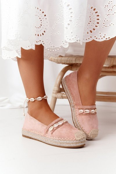 Espadrilles Sur Une Plateforme Avec Coquillages Coquillage Rose