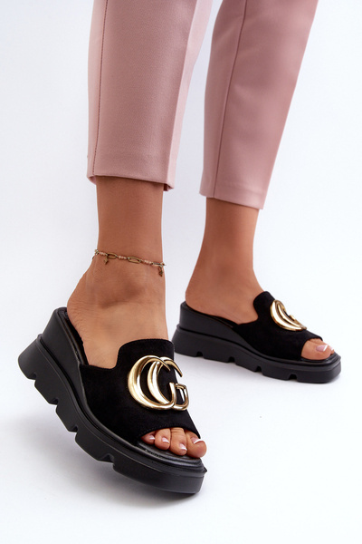 Sandales Femme En Suède Écologique Sur Compensé Et Plateforme Avec Décoration Dorée Vinceza 58295 Noires