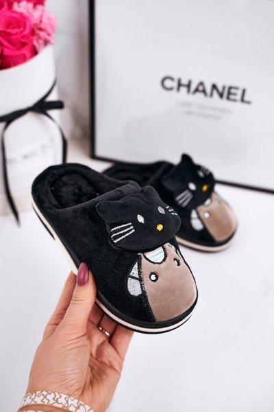 Papuci de casă izolate pentru copii Black Kitty