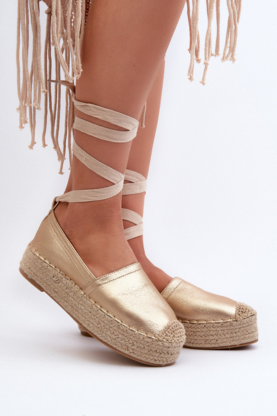 Női fűzős espadrillák platformon, szőtt arany tailessel