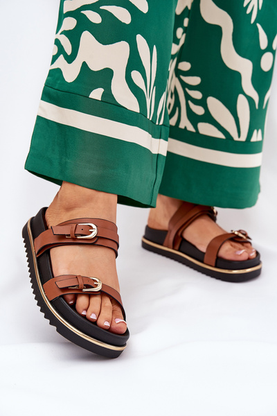 Sandales Femme Lisses Sur Plateforme Avec Bandes Et Boucles Camel Ziferte