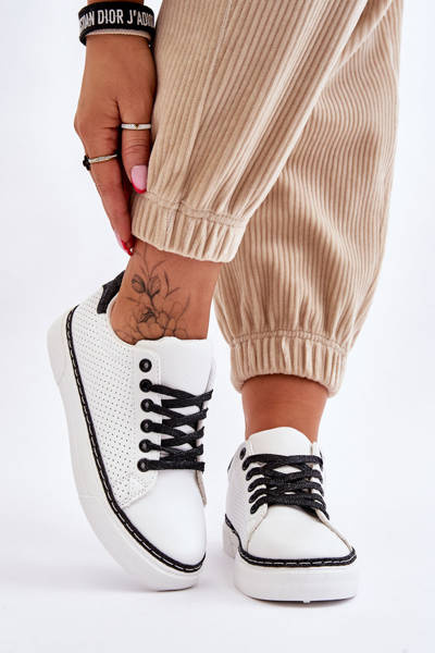 Women's Low Perforated Sneakers Black and white Daxton