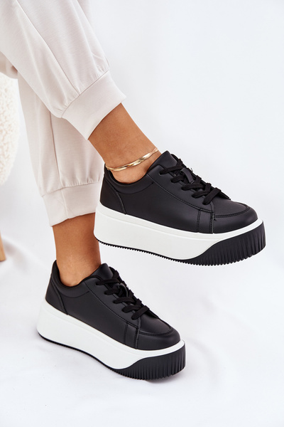 Sneaker Magas Platformon Sima Fekete Tirvanis