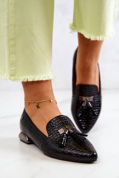 Model de crocodil cu mocasini lăcuite cu franjuri negre Pharell