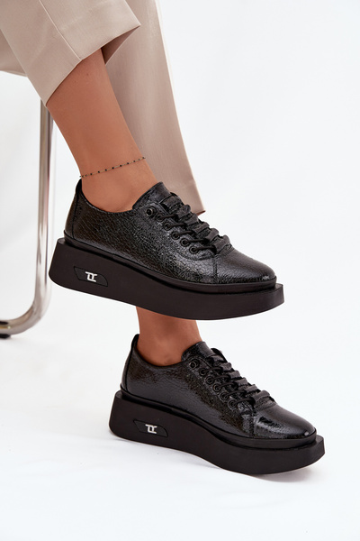 Pantofi din piele lucioasă pentru femei cu platforma Artiker 57C2041 Negru