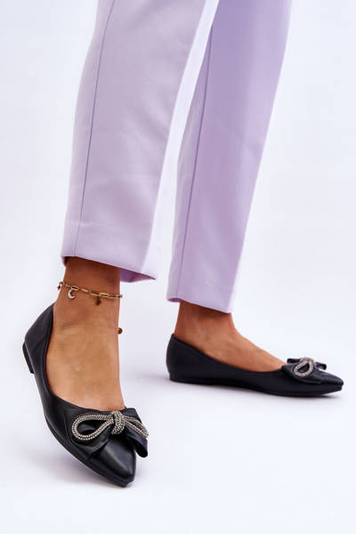 Ballerines Élégantes Avec Un Noeud Noir One Time