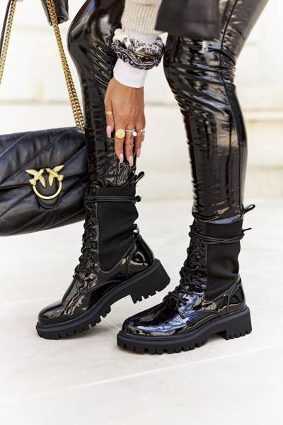 Bottes Plates Travailleurs Femme Laquées Noir Maxine