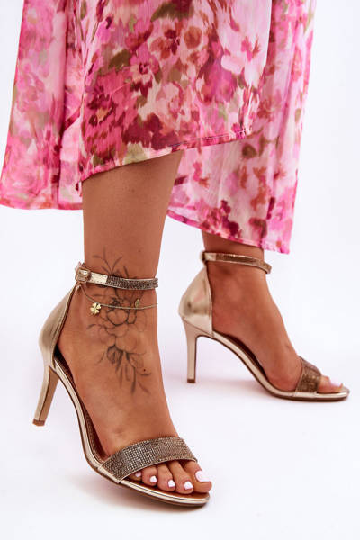 Sandales Femme À Talon Haut Avec Strass Doré Perfecto