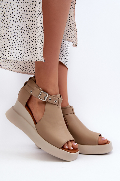 Sandales à plateforme et compensées pour femmes en éco-cuir beige Hloeli